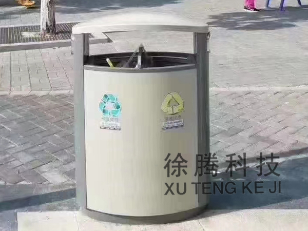 垃（lā）圾箱030404.jpg